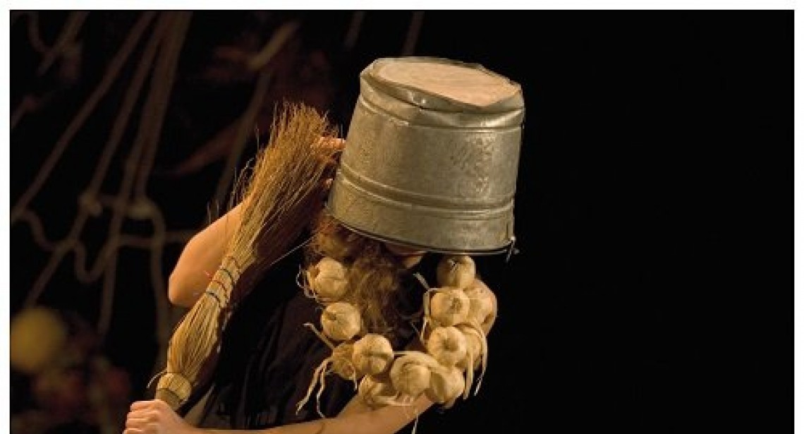 NELLA CENERE - I TEATRINI